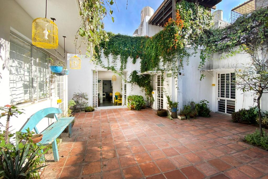 Casa Canario Hostel Гвадалахара Екстер'єр фото